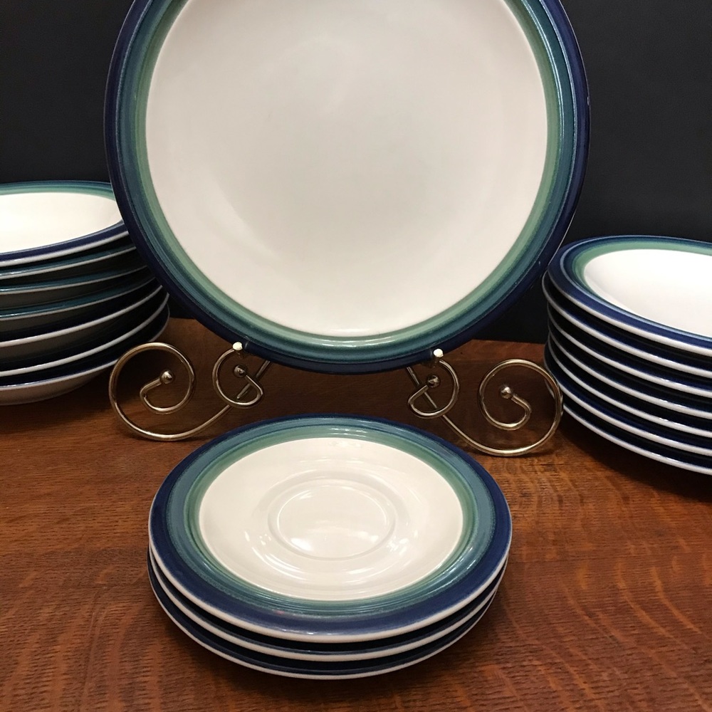 Ocean Breeze Dinner plate & saucers